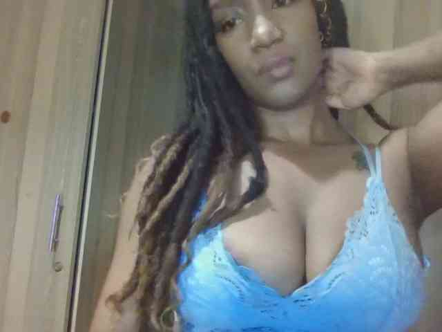 Saharangoddess webcam