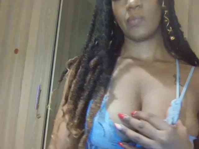 Saharangoddess webcam