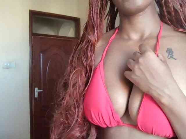 Saharangoddess webcam