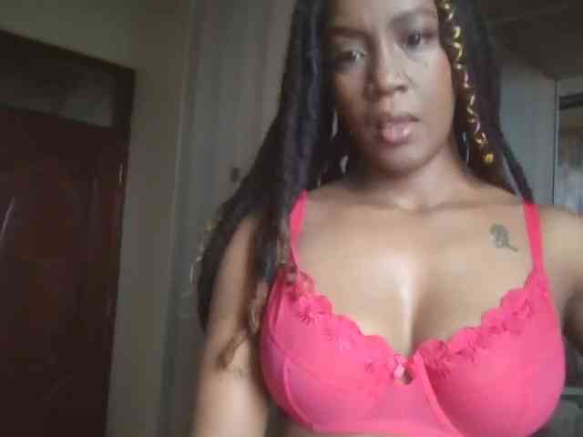 Saharangoddess webcam