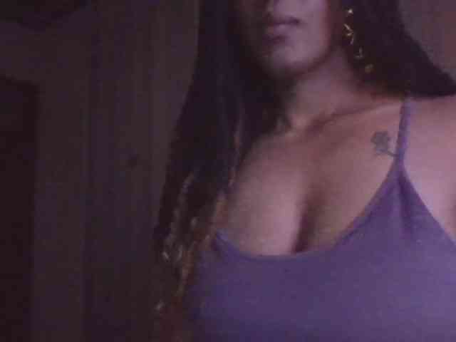 Saharangoddess webcam