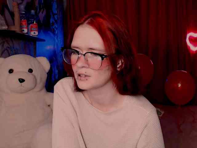 Velvet-and-Venom webcam