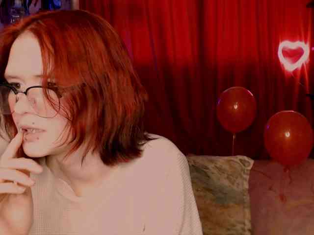 Velvet-and-Venom webcam