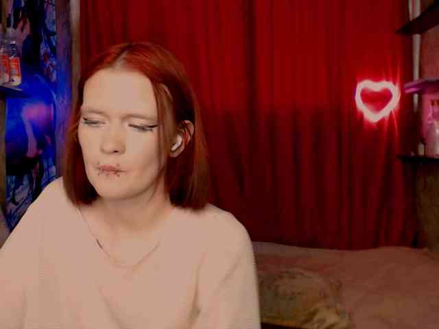 Velvet-and-Venom webcam