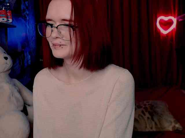 Velvet-and-Venom webcam