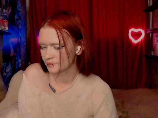 Velvet-and-Venom webcam