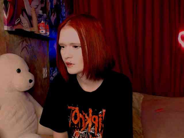 Velvet-and-Venom webcam