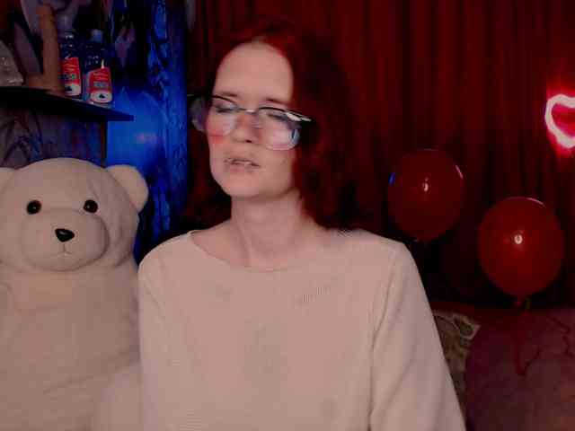 Velvet-and-Venom webcam