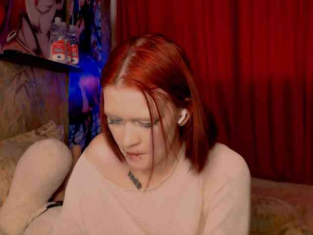 Velvet-and-Venom webcam