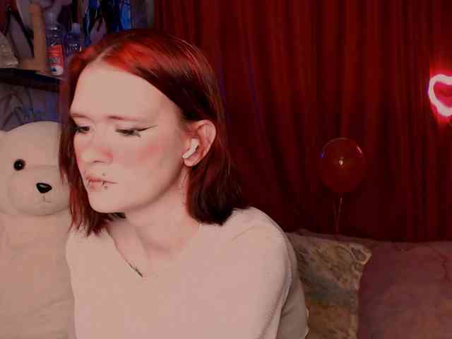 Velvet-and-Venom webcam