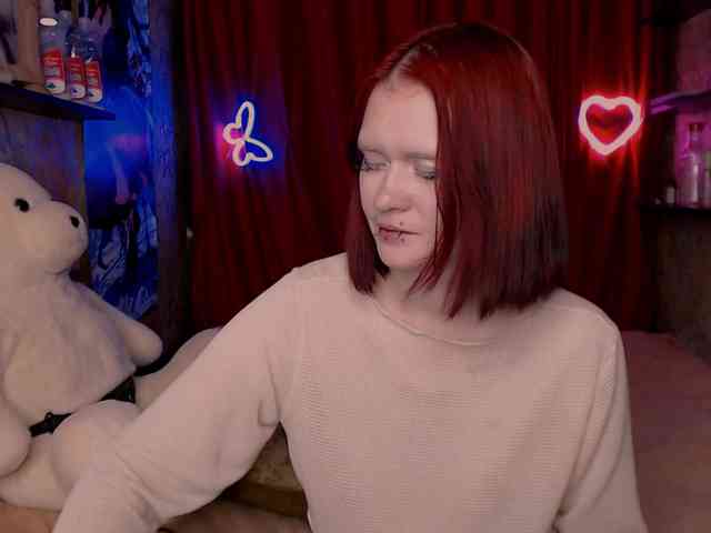 Velvet-and-Venom webcam