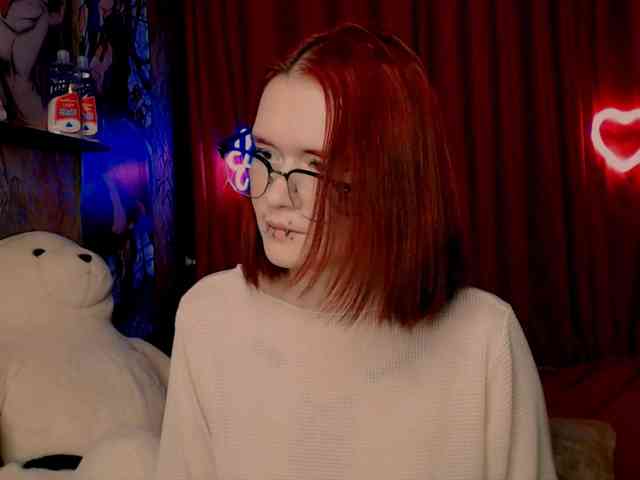 Velvet-and-Venom webcam