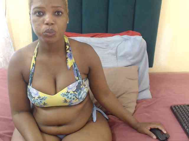 Fatassboodyxx webcam