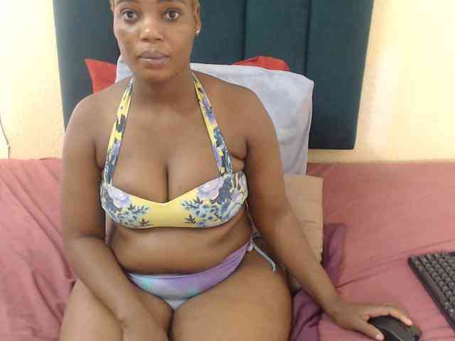 Fatassboodyxx webcam