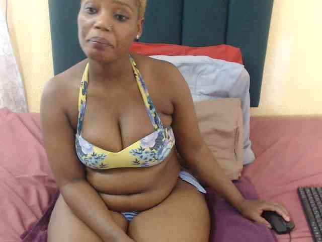 Fatassboodyxx webcam