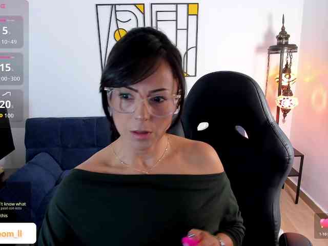 lilyboom1 webcam
