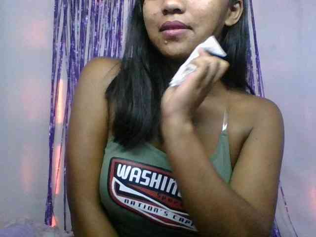 MariahRK webcam