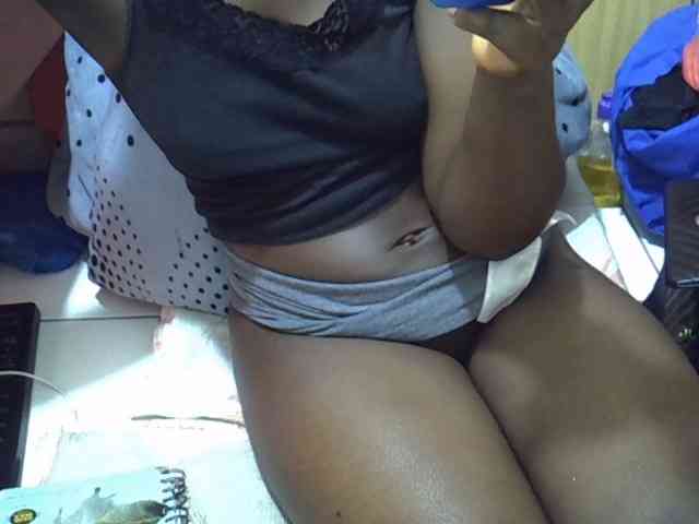 Ebonydora webcam