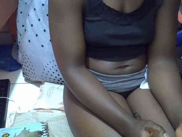 Ebonydora webcam