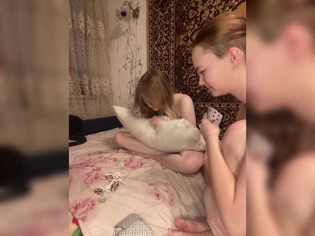 Vai a chattare su Mayaaaa00 Mayaaaa00