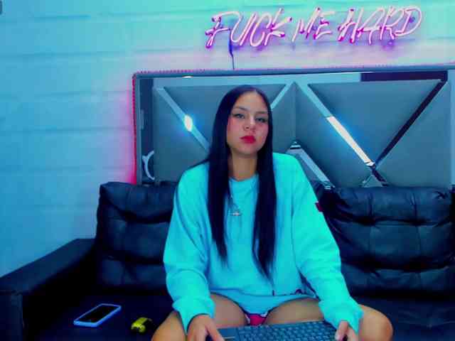 TeenLustLive- webcam