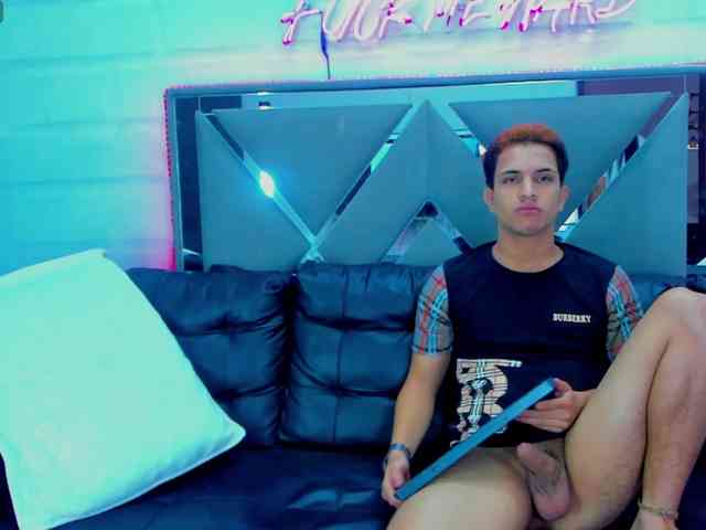 TeenLustLive- webcam