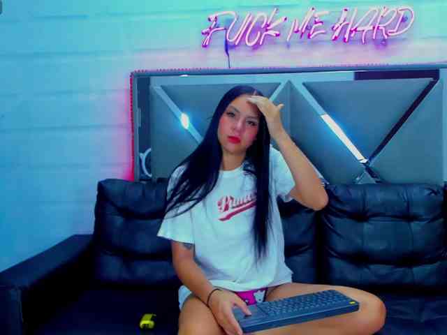 TeenLustLive- webcam