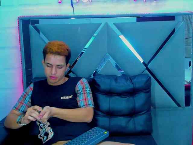 TeenLustLive- webcam