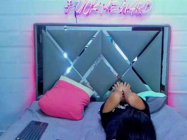 TeenLustLive- webcam