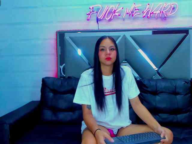 TeenLustLive- webcam