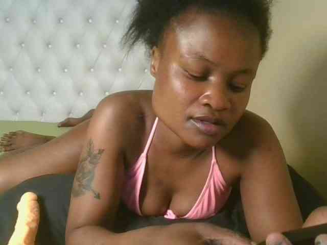 queenivy webcam