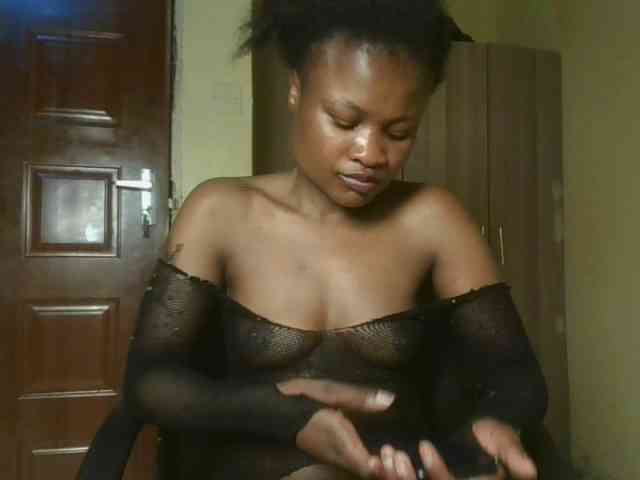queenivy webcam