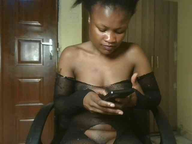 queenivy webcam