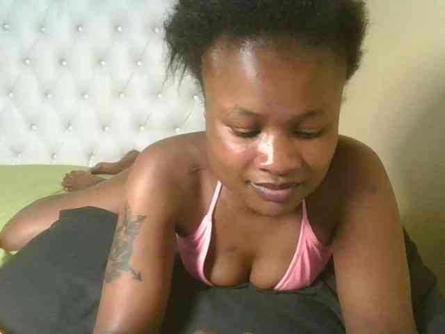 queenivy webcam