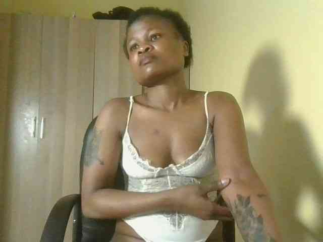 queenivy webcam