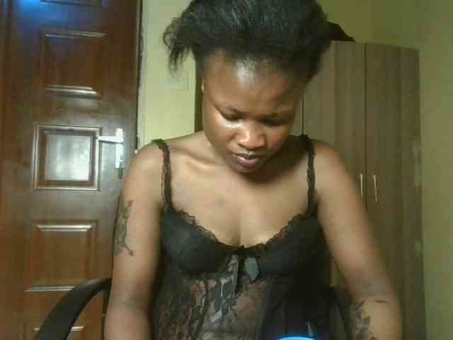 queenivy webcam