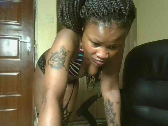 queenivy webcam