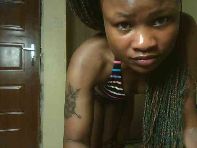 queenivy webcam