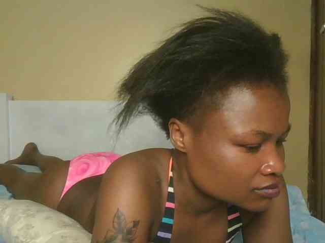 queenivy webcam