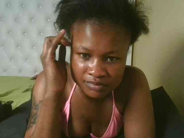 queenivy webcam
