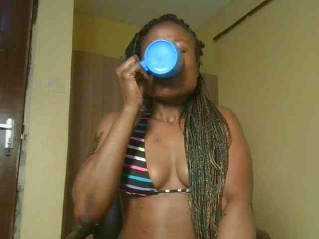 queenivy webcam