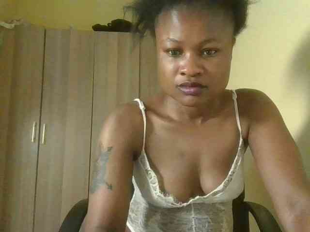queenivy webcam