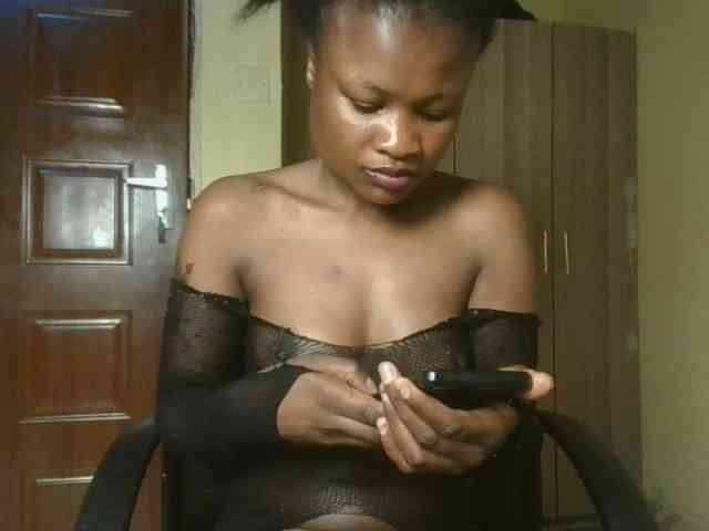 queenivy webcam