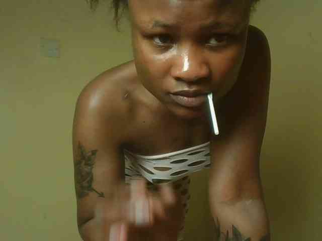 queenivy webcam