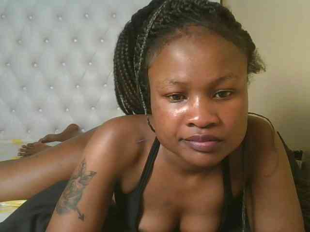 queenivy webcam