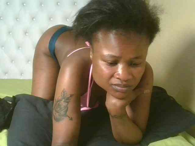 queenivy webcam