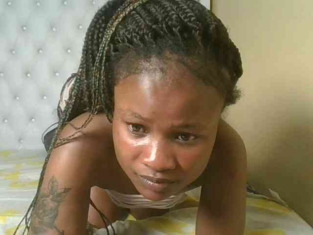 queenivy webcam