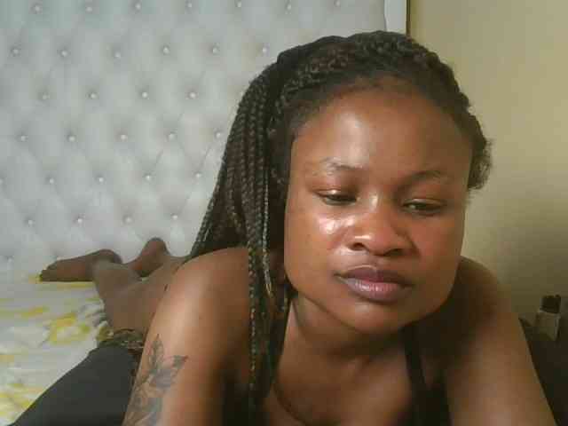 queenivy webcam