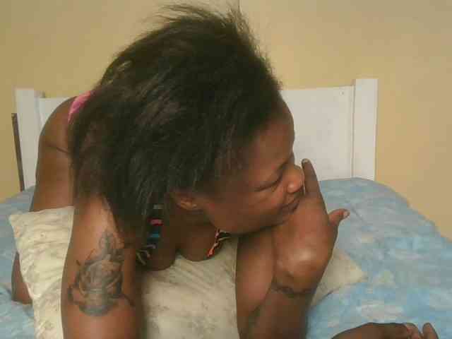 queenivy webcam