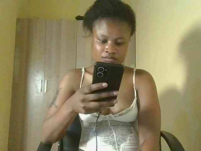 queenivy webcam
